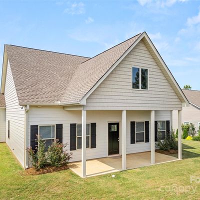 10378 Lakeshore Dr, Lancaster, SC 29720