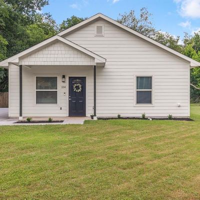 104 Katy St, Cleburne, TX 76031