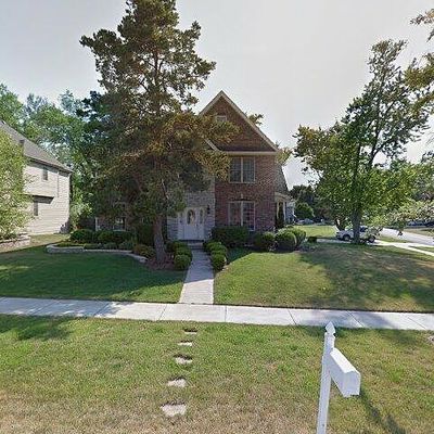 1046 Deer Glen Ct, Glen Ellyn, IL 60137