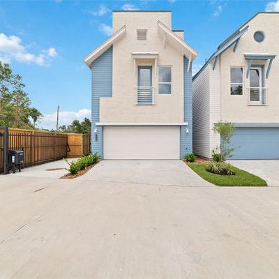 1051 Glenn Avenue, Houston, TX 77088