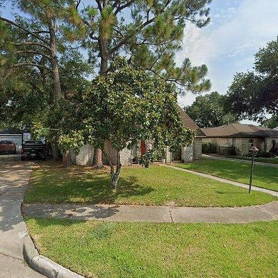 10511 Sagepine Ln, Houston, TX 77089