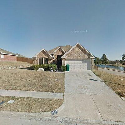 1087 Streamside Dr, Cedar Hill, TX 75104