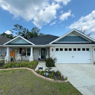 14058 Plantation Oaks Dr, Gulfport, MS 39503