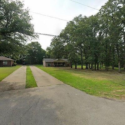 1412 North Oaks Dr, Grand Saline, TX 75140