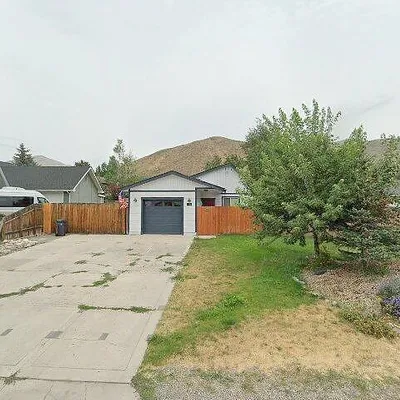 1420 Shadybrook Dr, Hailey, ID 83333