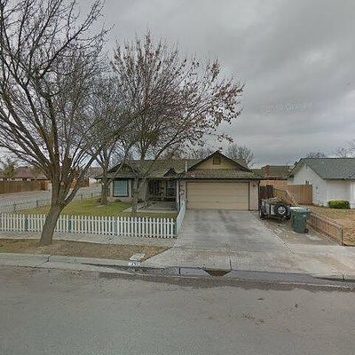 1430 Riverwood Ct, Lemoore, CA 93245