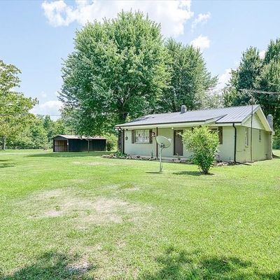 150 Fisk Rd, Livingston, TN 38570