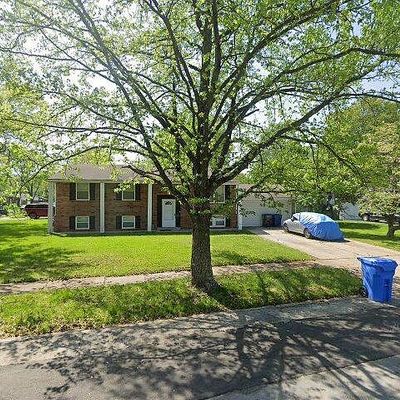 1505 Burning Tree Dr, Florissant, MO 63033