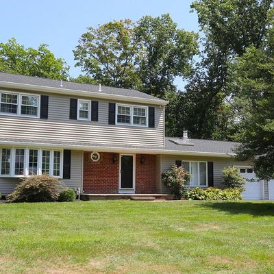 13 Buxton Dr, East Windsor, NJ 08520