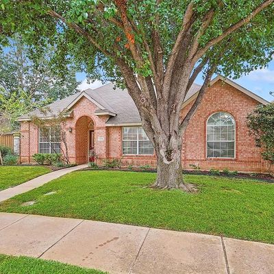 1316 Winnipeg Dr, Lewisville, TX 75077