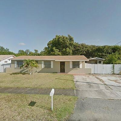 1825 Nw 172 Nd Ter, Miami Gardens, FL 33056