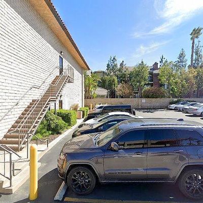 18324 Clark St #110, Tarzana, CA 91356