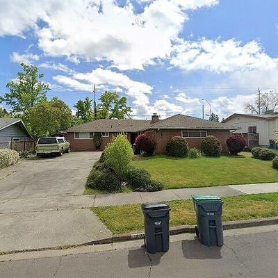 1872 Hybiscus St, Medford, OR 97504