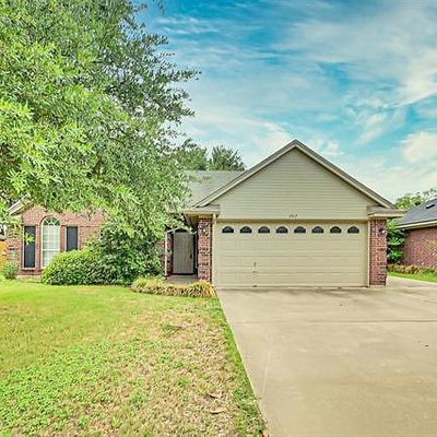 1517 Hayloft Ln, Granbury, TX 76048