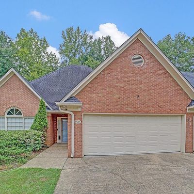 1517 Ashley Wood Cir, Vestavia Hills, AL 35216