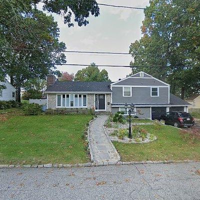 152 Sagamore Rd, Cranston, RI 02920