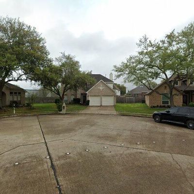 15322 Vintage Oak Ln, Sugar Land, TX 77498