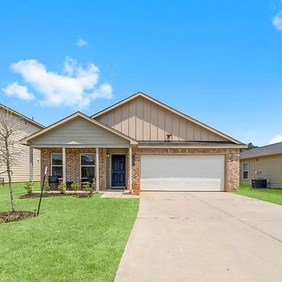 15681 Briar Forest Dr, Conroe, TX 77306