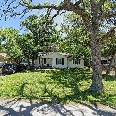 157 Gordon Dr, Azle, TX 76020