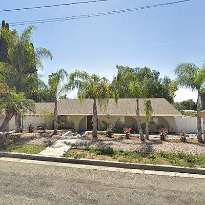 1580 Tibidabo Dr, Escondido, CA 92027