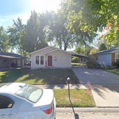 1608 Boardwalk Ave, Florissant, MO 63031