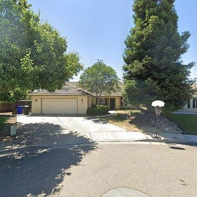 1609 W Cheryll Ave, Porterville, CA 93257