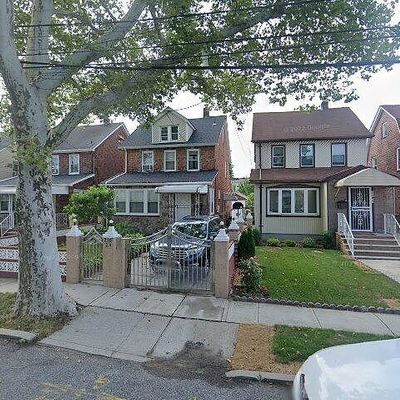 21024 113 Th Ave, Queens Village, NY 11429