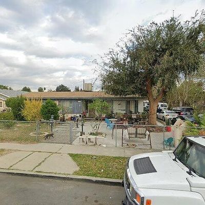 211 N Millard Ave, Rialto, CA 92376