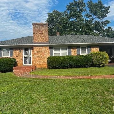 223 Oakdale Cir, Lynchburg, VA 24502