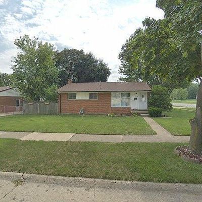 22471 Fairfax St, Taylor, MI 48180