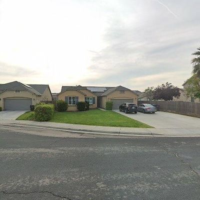 2329 Bryce Ct, Hanford, CA 93230