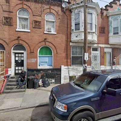 2335 Nicholas St, Philadelphia, PA 19121