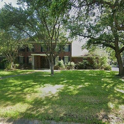 2008 Oak Shadows St, Baytown, TX 77520