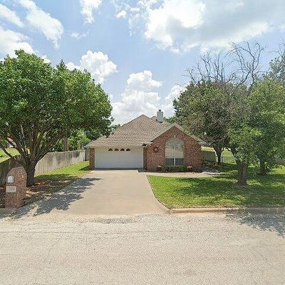 201 Park Rd, Nocona, TX 76255