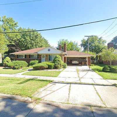 20119 Chalon St, Saint Clair Shores, MI 48080