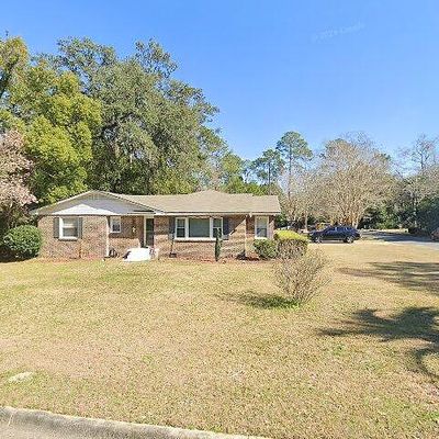 202 Palm Ave, Thomasville, GA 31792