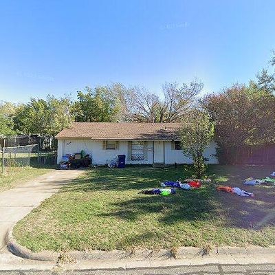 204 Nw Wintercrest Rd, Burleson, TX 76028