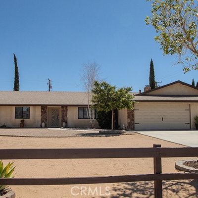 20515 Shawnee Rd, Apple Valley, CA 92308