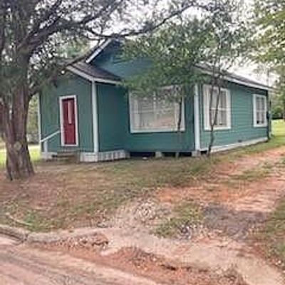 2720 Angier Rd, Huntsville, TX 77340