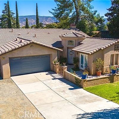 280 Summit Dr, Banning, CA 92220