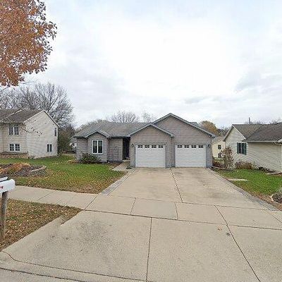 2809 Wentworth Dr, Madison, WI 53719