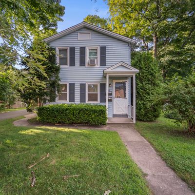 29 Mansfield St, Bethel, CT 06801