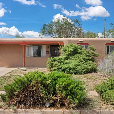 2925 Camino Del Gusto, Santa Fe, NM 87507