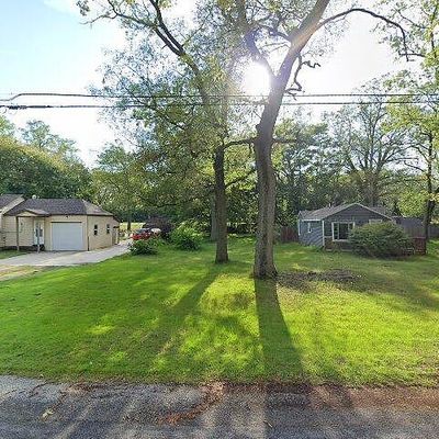 2937 Kooi St, Muskegon, MI 49444