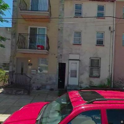 236 W Oxford St, Philadelphia, PA 19122