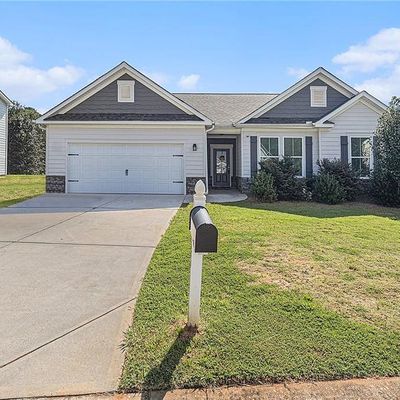 240 Vineyard Ridge Dr, Griffin, GA 30223