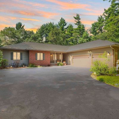 2405 Crystal Ln, Wisconsin Rapids, WI 54494