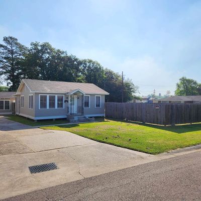 24225 Cross St, Plaquemine, LA 70764