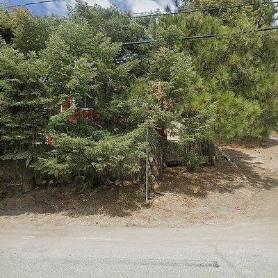 2442 Hunsaker Dr, Running Springs, CA 92382