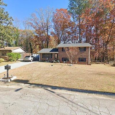 2484 Burton Cir, Morrow, GA 30260